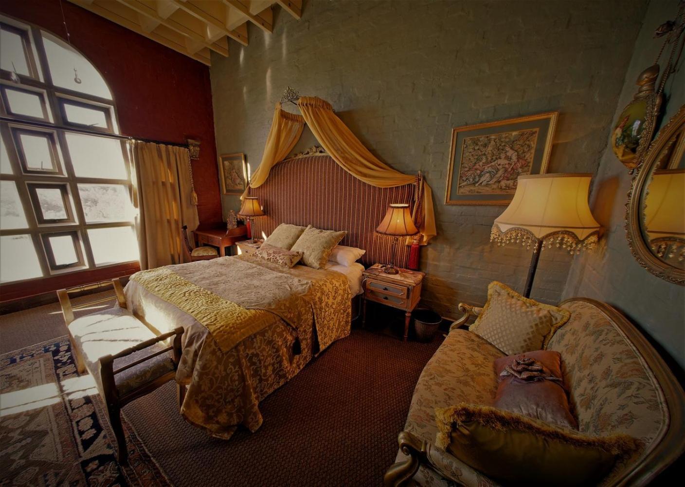 Bygracealone Manor Hotel Outeniekwa Eksteriør billede
